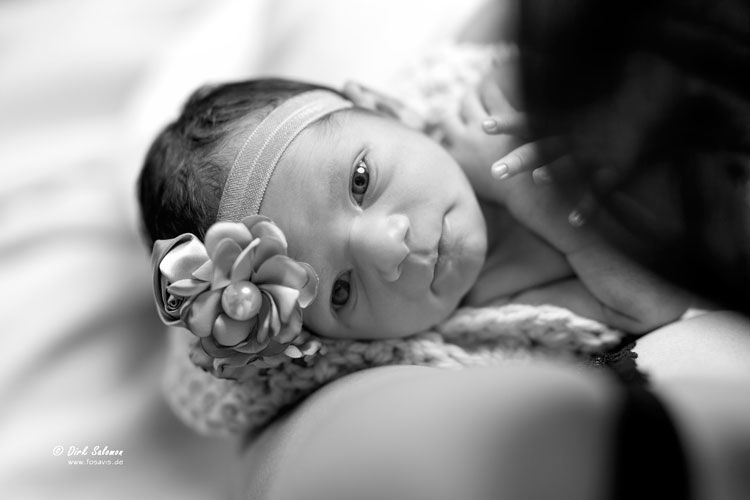 Dirk-Salomon-Fotografie_FOSAVIS-HC21-6D_9805_Newborn.jpg